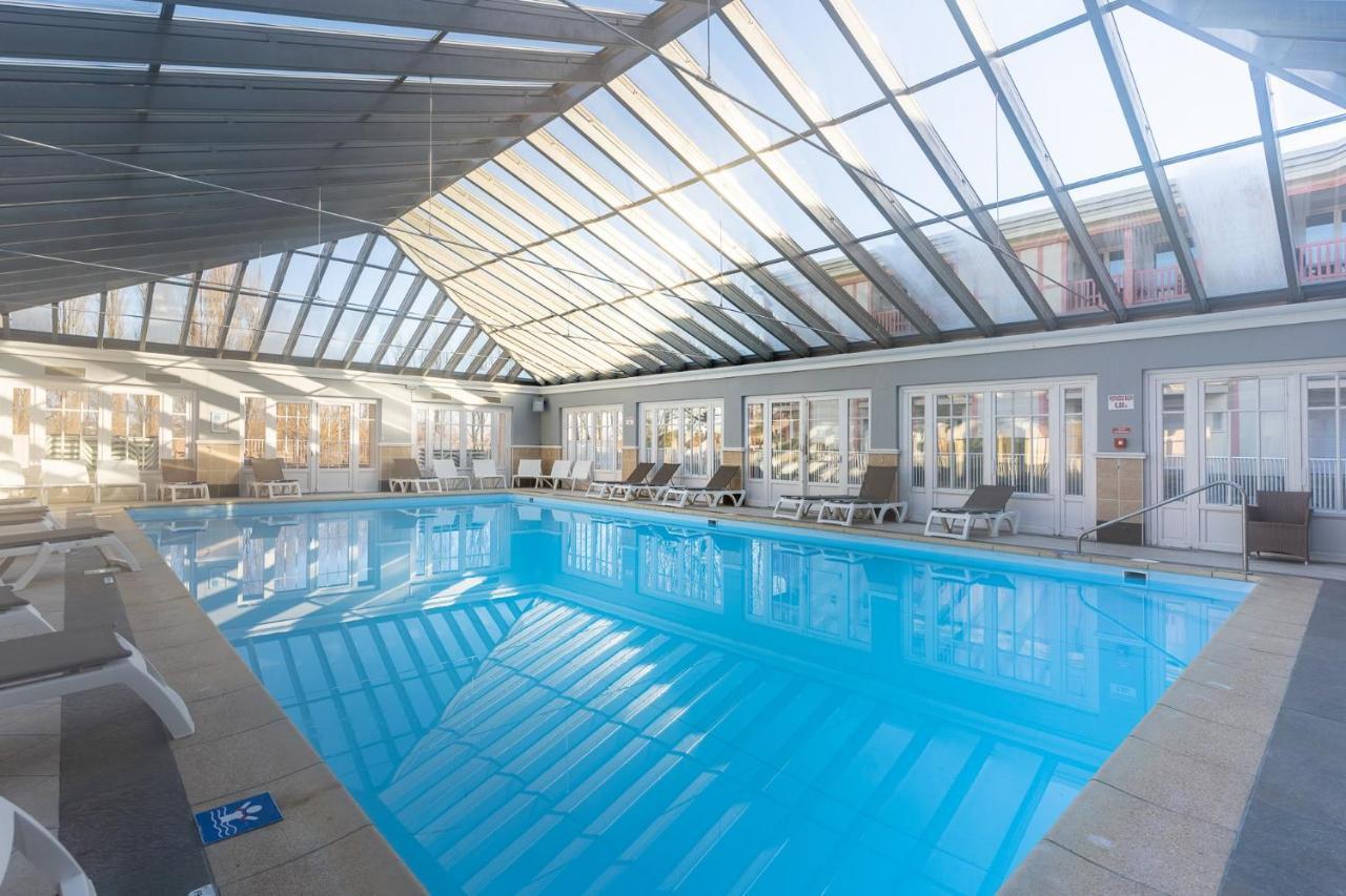 Beautiful Flat With Swimming Pool Tennis Court And Parking 148 Le Touquet Bagian luar foto